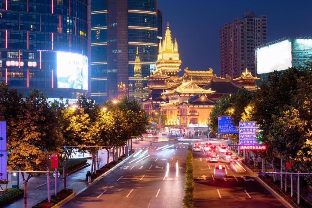 Ji Hotel Shanghai Xujiahui Zhaojiabang Road Exterior photo